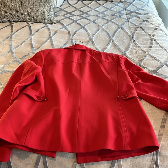 Ladies pant suit - Picture 2 of 4